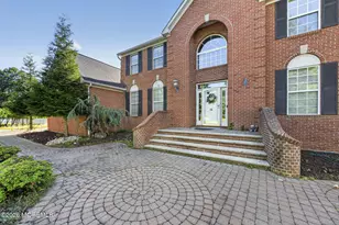 14 Heathrow Ct, Marlboro Township, NJ 07746 - Photo 3