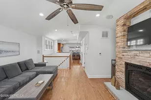 7 E Church St, Sea Bright, NJ 07760 - Photo 23