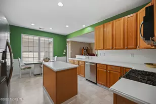 511 Skylark Dr, Monroe Township, NJ 08831 - Photo 17