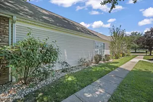 511 Skylark Dr, Monroe Township, NJ 08831 - Photo 37