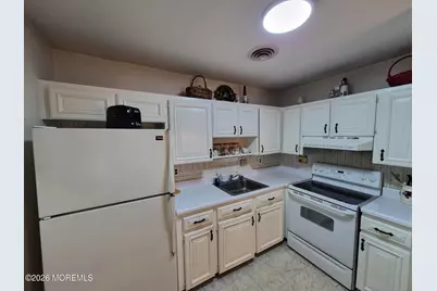 43 Maine Avenue #B, Whiting, NJ 08759 - Photo 5