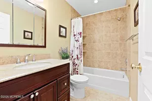7 Stuart Dr, Freehold, NJ 07728 - Photo 11