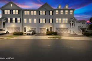 123 Beacon Ln, Eatontown, NJ 07724 - Photo 29