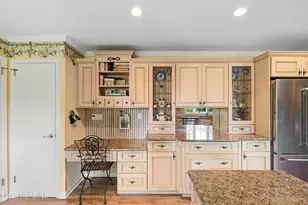 21 N Ward Ave, Rumson, NJ 07760 - Photo 19