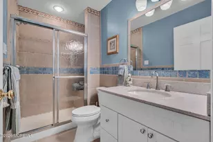 364 Mayfair Pl, Morganville, NJ 07751 - Photo 17