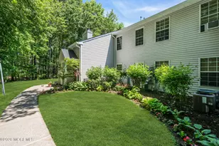 364 Mayfair Pl, Morganville, NJ 07751 - Photo 27