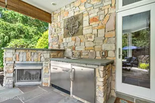 2 Falcon Ridge Circle, Holmdel, NJ 07733 - Photo 57