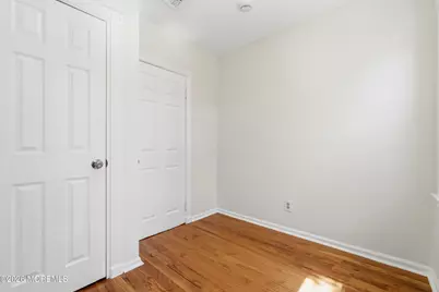35 Grand Avenue, Newark, NJ 07102 - Photo 17