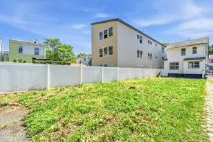 35 Grand Ave, Newark, NJ 07102 - Photo 21