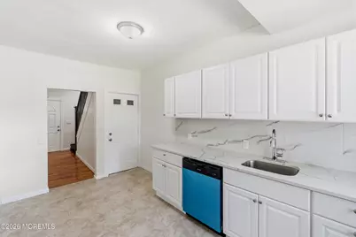 35 Grand Avenue, Newark, NJ 07102 - Photo 9
