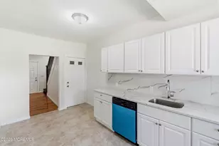 35 Grand Ave, Newark, NJ 07102 - Photo 9