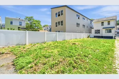 35 Grand Avenue, Newark, NJ 07102 - Photo 19