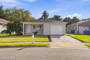 200 Port Royal Dr, Toms River Township, NJ 08757 - Photo 5