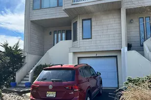 57 Bridgewaters Dr, Oceanport, NJ 07757 - Photo 3