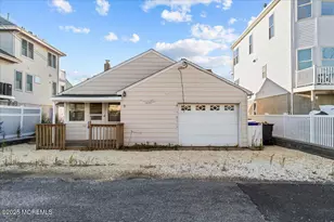 40 Ward Dr, Brick, NJ 08723 - Photo 1