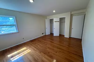 26 Sherwood Dr, Freehold, NJ 07728 - Photo 7