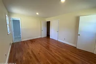 26 Sherwood Dr, Freehold, NJ 07728 - Photo 5