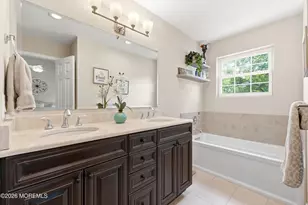 14 Polo Club Dr, Tinton Falls, NJ 07724 - Photo 33