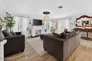 11 Inwood Pl, Aberdeen Township, NJ 07747 - Photo 9