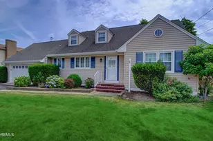 71 Sandy Point Dr, Brick, NJ 08723 - Photo 13