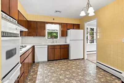 706 Hillside Avenue, Pine Beach, NJ 08741 - Photo 21