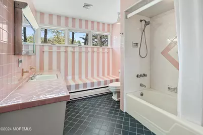 706 Hillside Avenue, Pine Beach, NJ 08741 - Photo 21