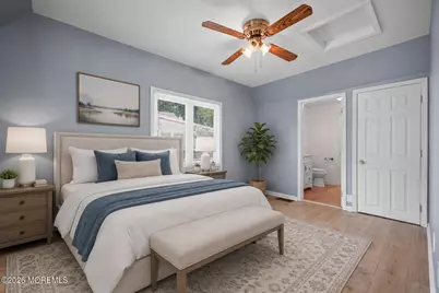 804 Nutswamp Road #Front, Red Bank, NJ 07701 - Photo 15