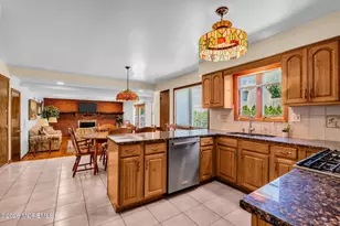 2003 Finderne St, Oakhurst, NJ 07755 - Photo 9
