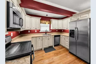 43 Nevada Drive, Hazlet Township, NJ 07730 - Photo 5
