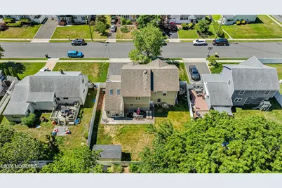 43 Nevada Drive, Hazlet Township, NJ 07730 - Photo 23