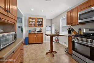 32 Brookside Dr, Howell Township, NJ 07731 - Photo 9