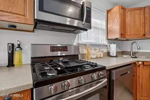32 Brookside Dr, Howell Township, NJ 07731 - Photo 7