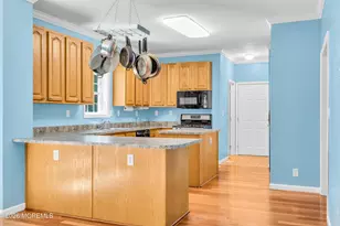 563 Vanderbilt Ave, Bayville, NJ 08721 - Photo 21
