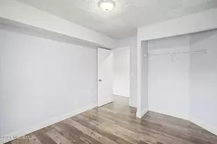 208 Sunshine Ct, Sayreville, NJ 08859 - Photo 17