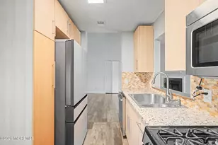 208 Sunshine Ct, Sayreville, NJ 08859 - Photo 13