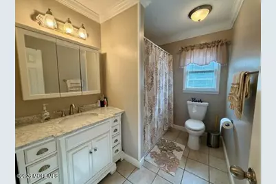 11 Sandpiper Drive, Manalapan Township, NJ 07726 - Photo 17