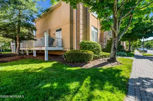 166 La Quinta Ct, Holmdel, NJ 07733 - Photo 5