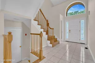 166 La Quinta Ct, Holmdel, NJ 07733 - Photo 7