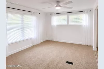 19 Summit Drive, Cream Ridge, NJ 08514 - Photo 11