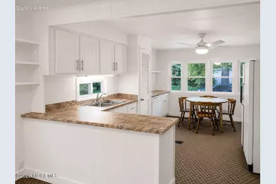 19 Summit Drive, Cream Ridge, NJ 08514 - Photo 5
