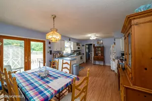 911 Monmouth Rd, Cream Ridge, NJ 08514 - Photo 11