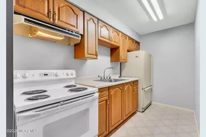 127 Telegraph Hill Road S, Holmdel, NJ 07733 - Photo 31