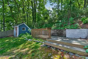 314 Hillside Dr, Neptune Township, NJ 07753 - Photo 9