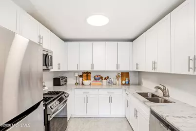 267 Zachary Court #1000, Lakewood, NJ 08701 - Photo 13