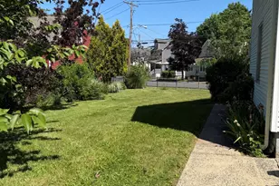 38 Dix St, New Brunswick, NJ 08901 - Photo 5