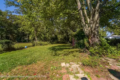 23 Briarcliff Place #2, Middletown, NJ 07748 - Photo 19