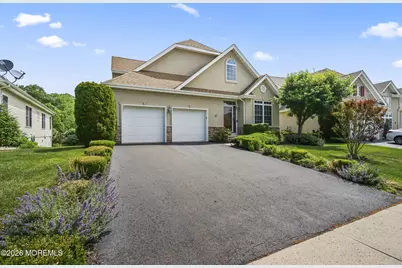 47 Yates Road, Manalapan Township, NJ 07726 - Photo 3