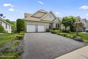 47 Yates Rd, Manalapan Township, NJ 07726 - Photo 3