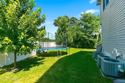 123 N Zinfandel Road, Lakewood, NJ 08701 - Photo 17