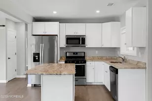 332 Beach Ave, Beachwood, NJ 08722 - Photo 9